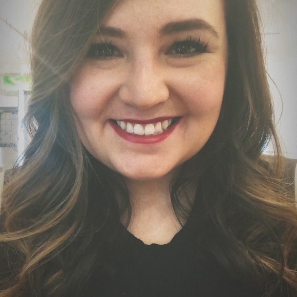 Meet your Posher, Caroline - Picture 5 of 5